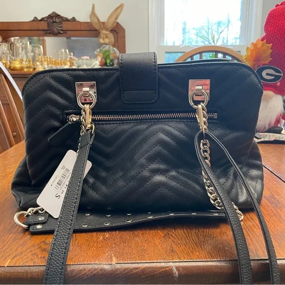 NWT Guess Violet Chevron Quilted Shoulder/Satchel Black Bag w/ Tassel and Chain - Picture 6 of 15